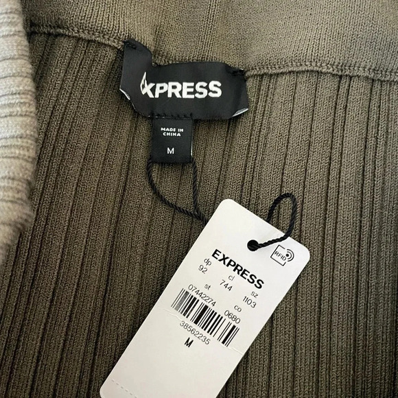 Express olive green high waisted ribbed bootleg pants - Picture 3 of 5